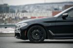 BMW M550i xDrive Sedan 2017 года (NA)